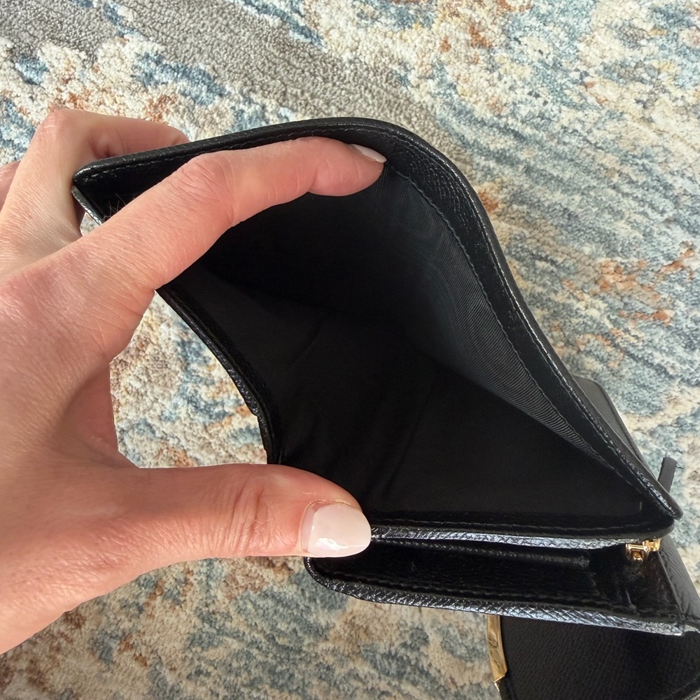 Salvatore Ferragamo wallet in amazing condition - Picture 5 of 6